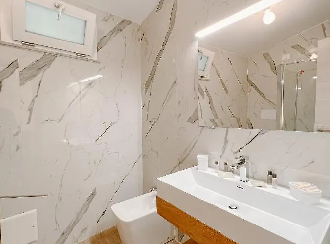 Angelica - Affittacamere 3*