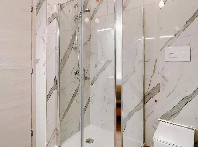 Angelica - Gasthof Reggio Calabria